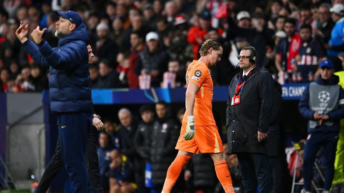 图多尔遭遇热刺球员“兵变”！俱乐部已接触包括传奇在内的替代人选|托特纳姆热刺|波切蒂诺|西布朗足球俱乐部|利物浦|费伦茨瓦罗斯_新浪体育_新浪新闻